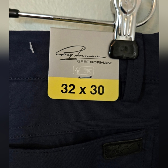 NWT Greg Norman Navy Performance Golf Pants Size 32x30 - Picture 3 of 5